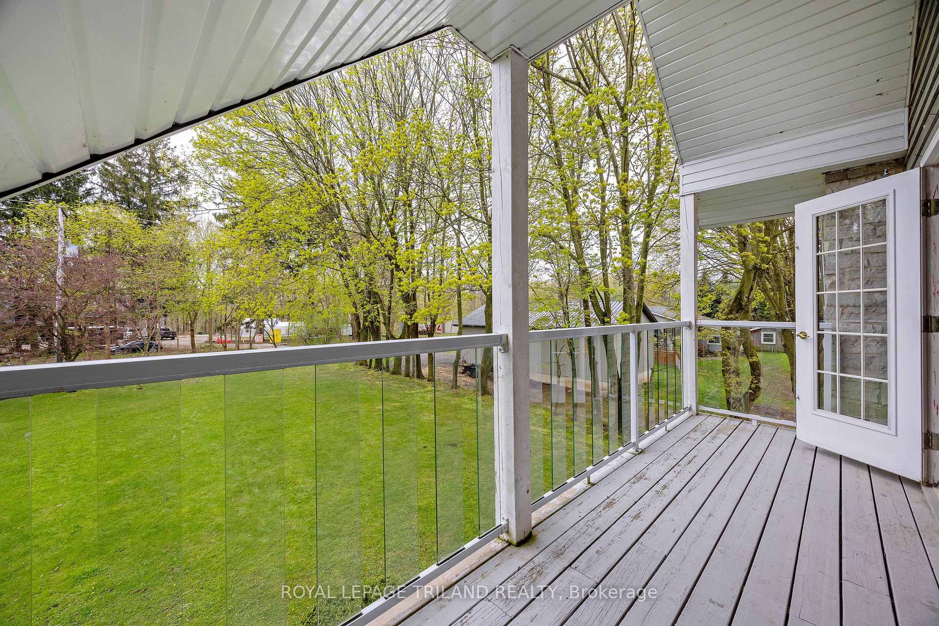 Photo 24 of 37412 Lake Line, Southwold, Rural Southwold — HOMEH