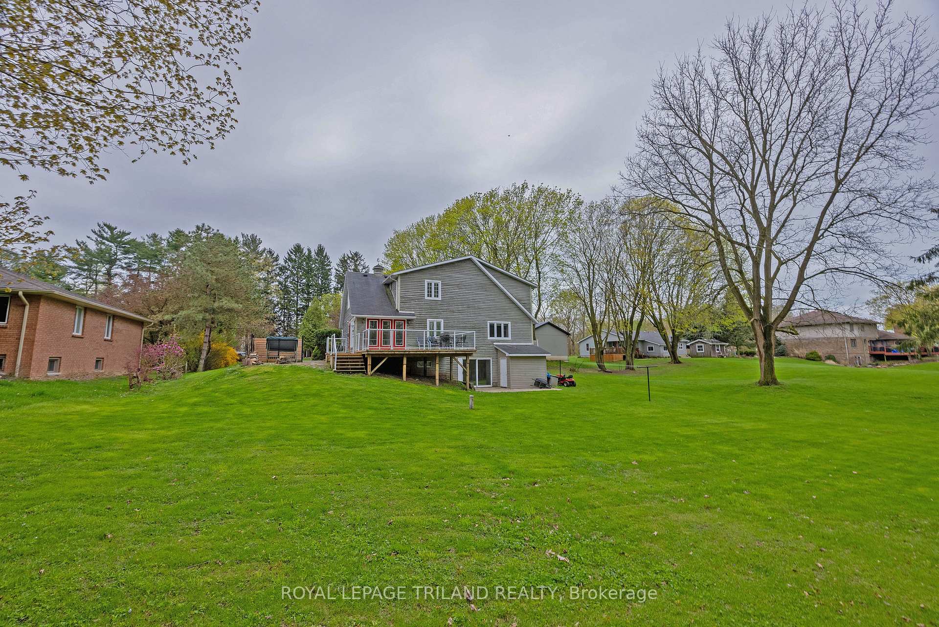 Photo 38 of 37412 Lake Line, Southwold, Rural Southwold — HOMEH