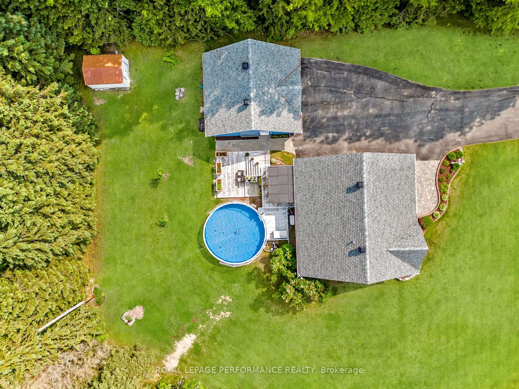 Photo 3 of 21845 Concession 3, South Glengarry, South Glengarry (Lancaster) Twp — HOMEH