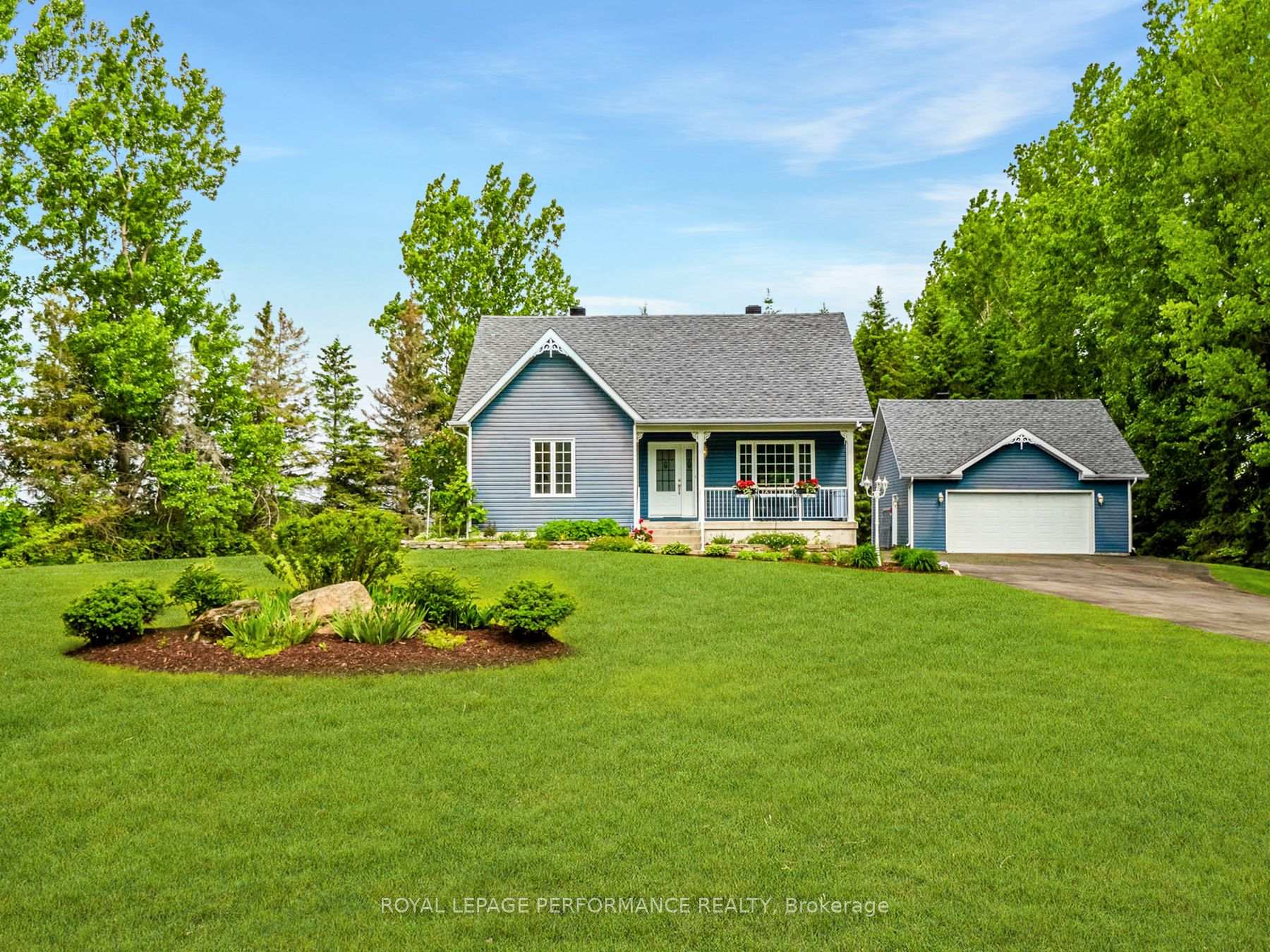 Photo 4 of 21845 Concession 3, South Glengarry, South Glengarry (Lancaster) Twp — HOMEH