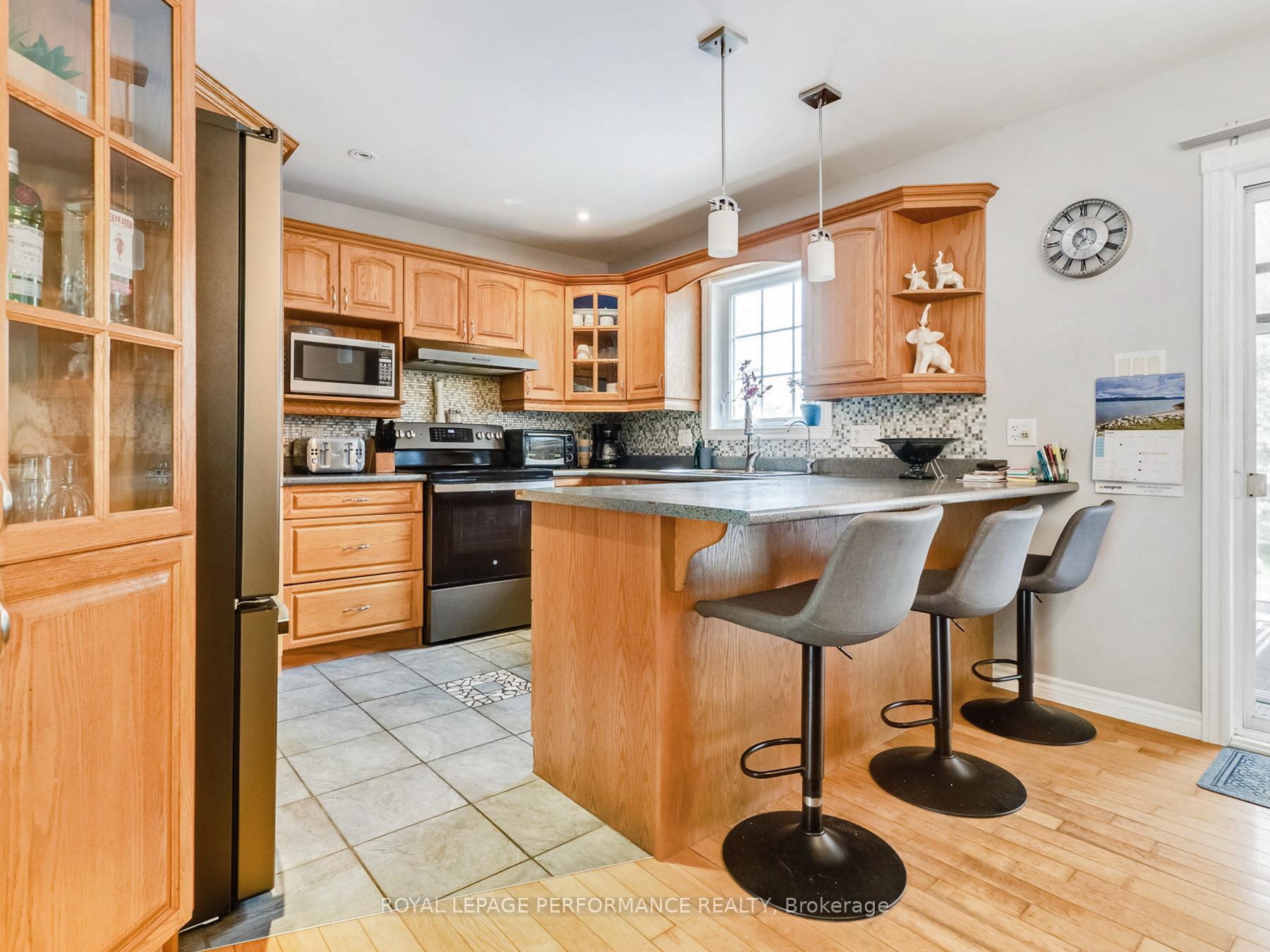 Photo 20 of 21845 Concession 3, South Glengarry, South Glengarry (Lancaster) Twp — HOMEH