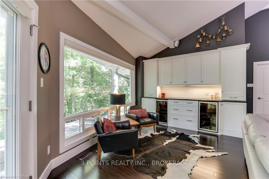 Photo 18 of 4 Frances Crescent, South Huron, Stephen — HOMEH