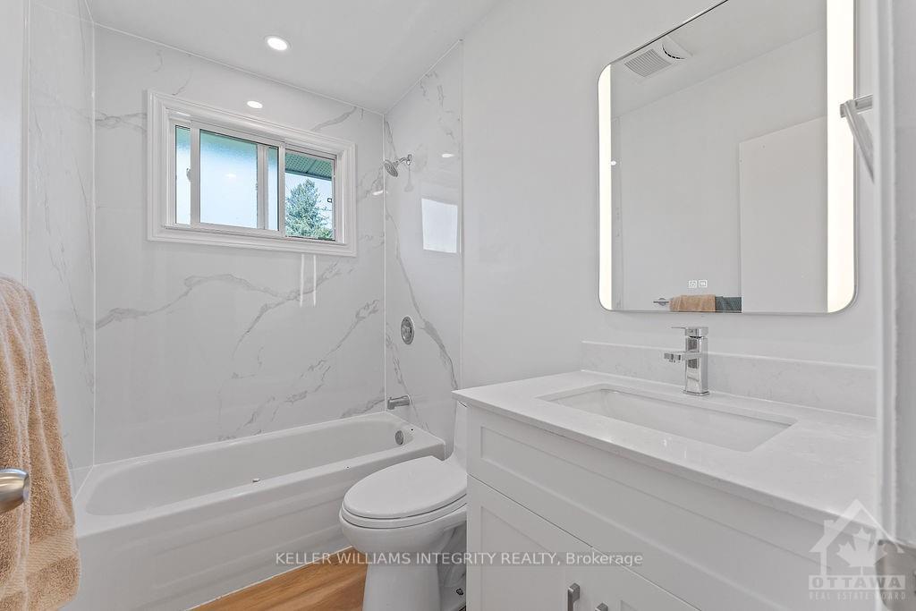 Photo 14 of 28 Fairhill Crescent, Ottawa, Manordale — HOMEH
