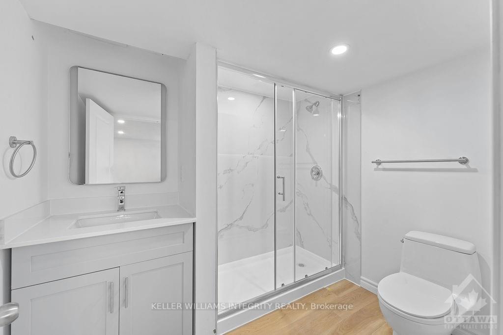 Photo 23 of 28 Fairhill Crescent, Ottawa, Manordale — HOMEH