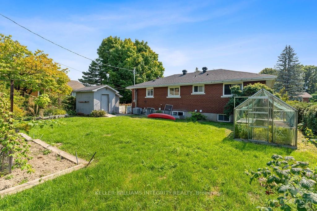 Photo 30 of 28 Fairhill Crescent, Ottawa, Manordale — HOMEH