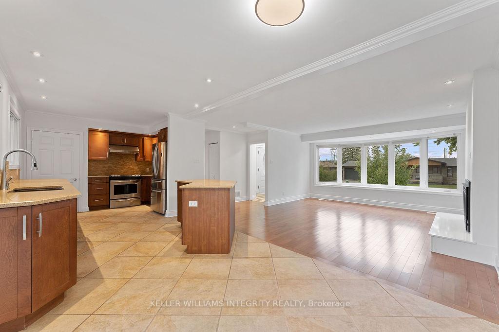 Photo 10 of 52 Pritchard Drive, Ottawa, Manordale — HOMEH