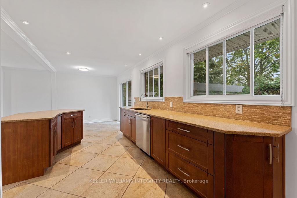 Photo 14 of 52 Pritchard Drive, Ottawa, Manordale — HOMEH