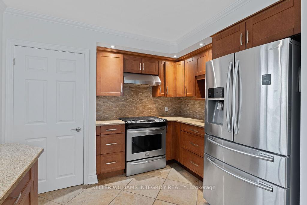 Photo 16 of 52 Pritchard Drive, Ottawa, Manordale — HOMEH