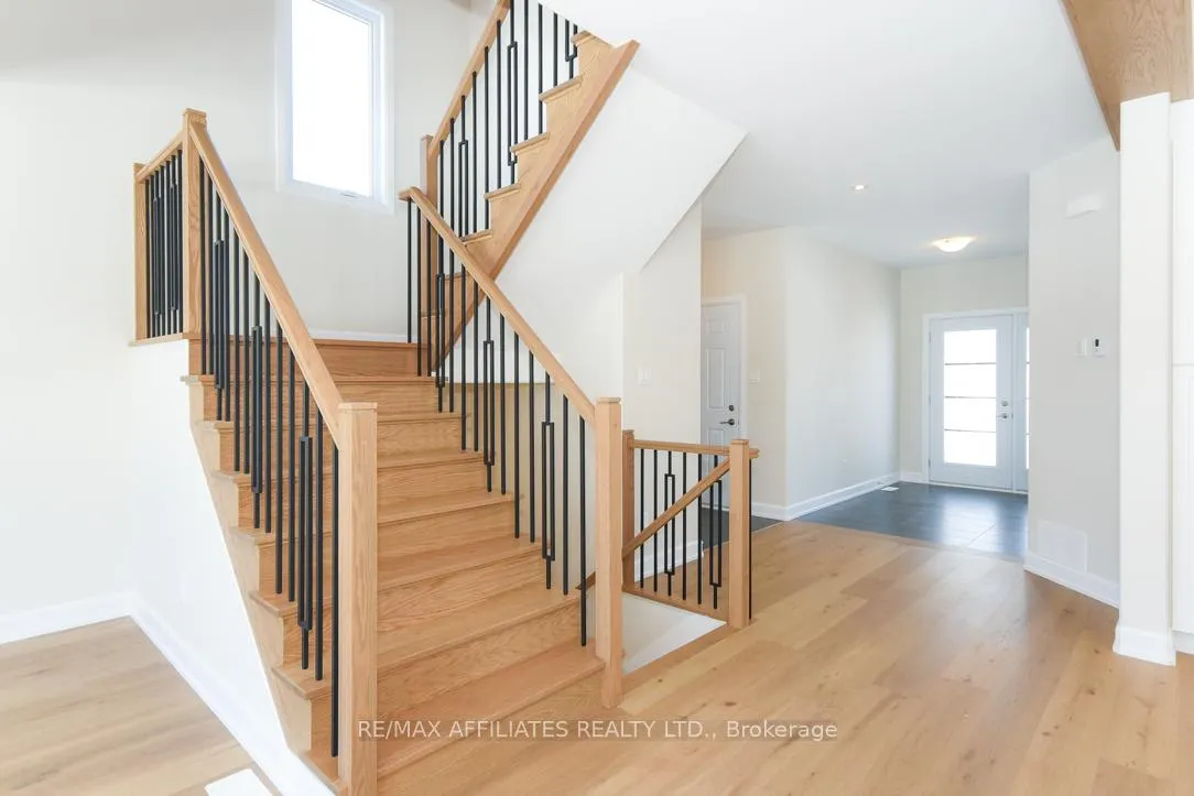 Photo 19 of 1060 Chablis Crescent, Russell, Embrun — HOMEH