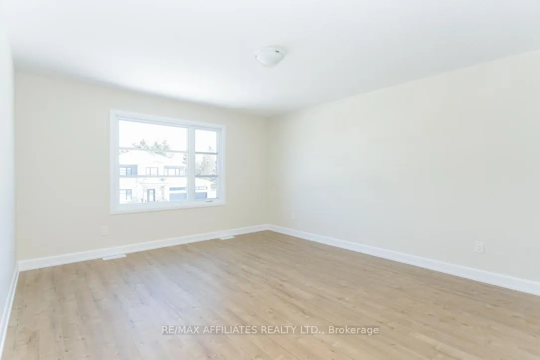 Photo 24 of 1060 Chablis Crescent, Russell, Embrun — HOMEH