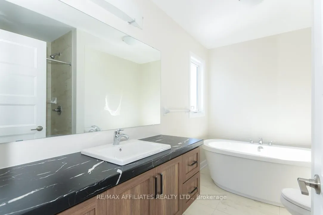 Photo 28 of 1060 Chablis Crescent, Russell, Embrun — HOMEH