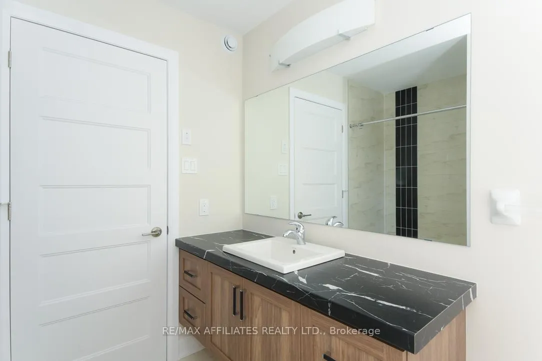 Photo 31 of 1060 Chablis Crescent, Russell, Embrun — HOMEH