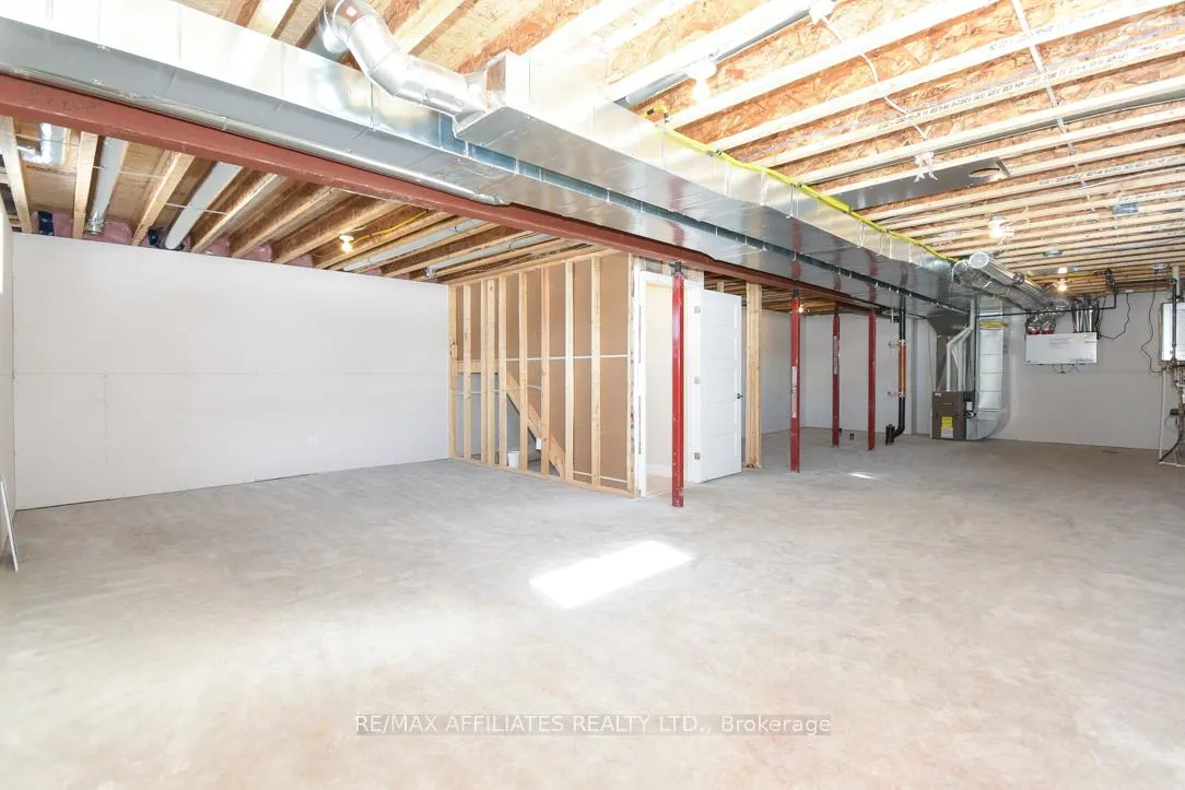 Photo 37 of 1060 Chablis Crescent, Russell, Embrun — HOMEH