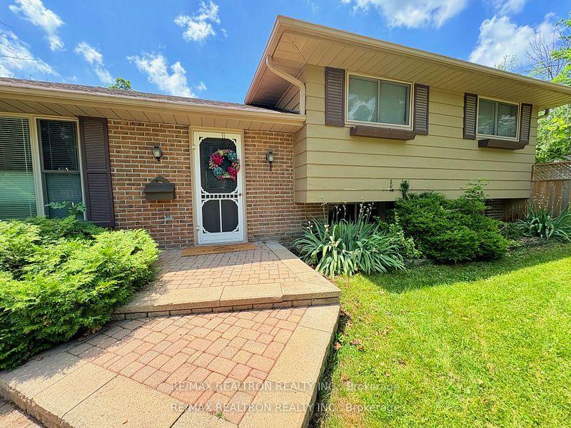 Front of 323 Lindan Avenue
