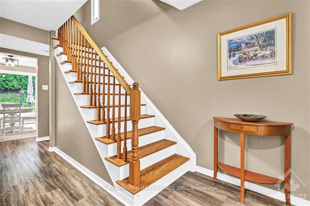 Photo 4 of 79 Hobart Crescent, Ottawa, Sheahan Estates/Trend Village — HOMEH