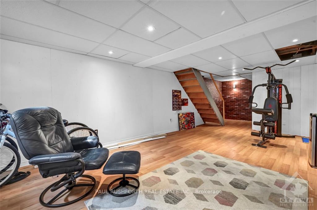 Photo 21 of 79 Hobart Crescent, Ottawa, Sheahan Estates/Trend Village — HOMEH