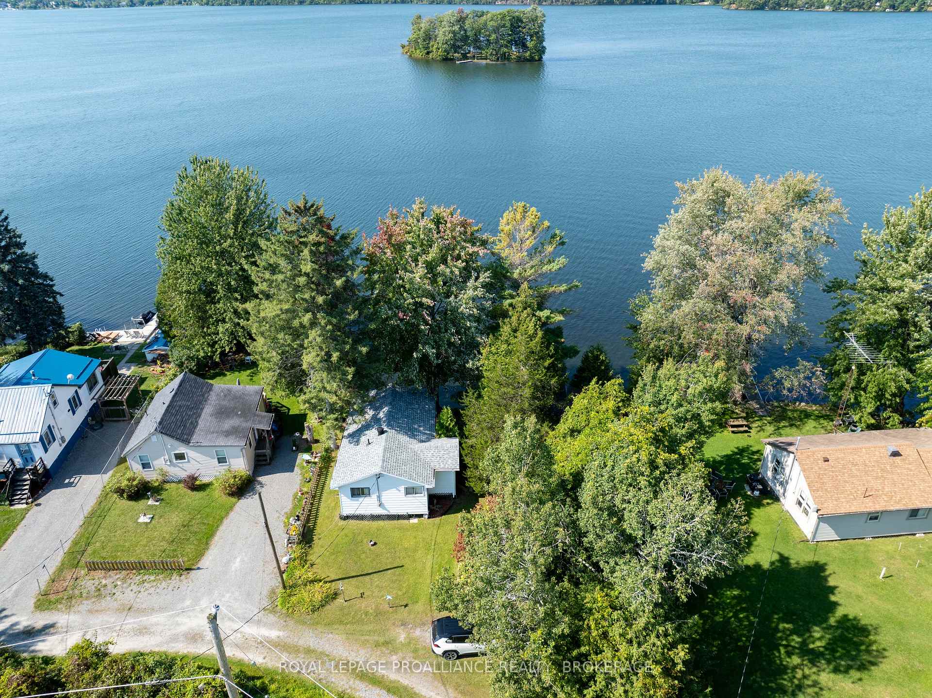 Photo 2 of 37 Lilly Lane, Rideau Lakes, Rideau Lakes (North Crosby) Twp — HOMEH