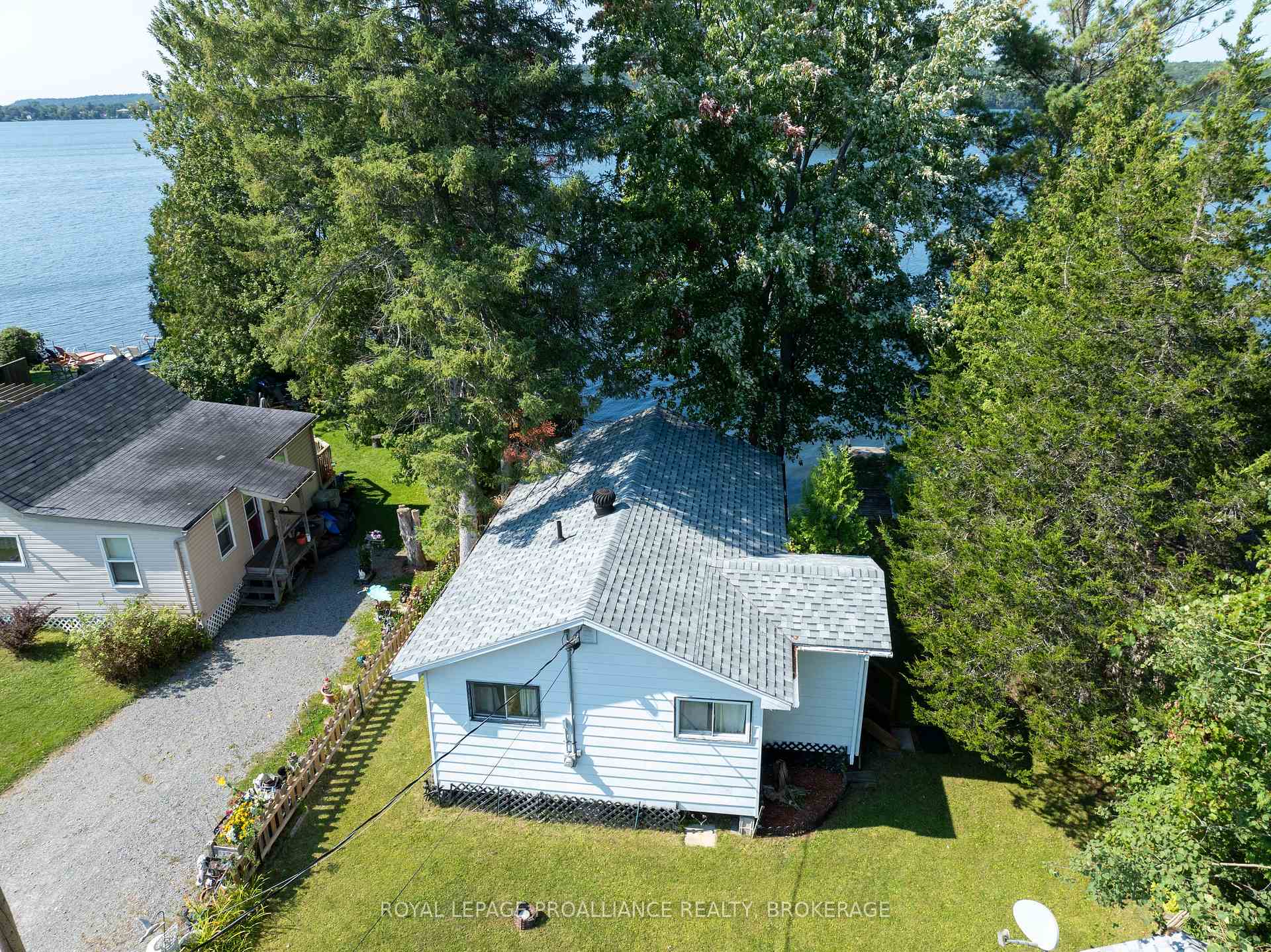 Photo 4 of 37 Lilly Lane, Rideau Lakes, Rideau Lakes (North Crosby) Twp — HOMEH