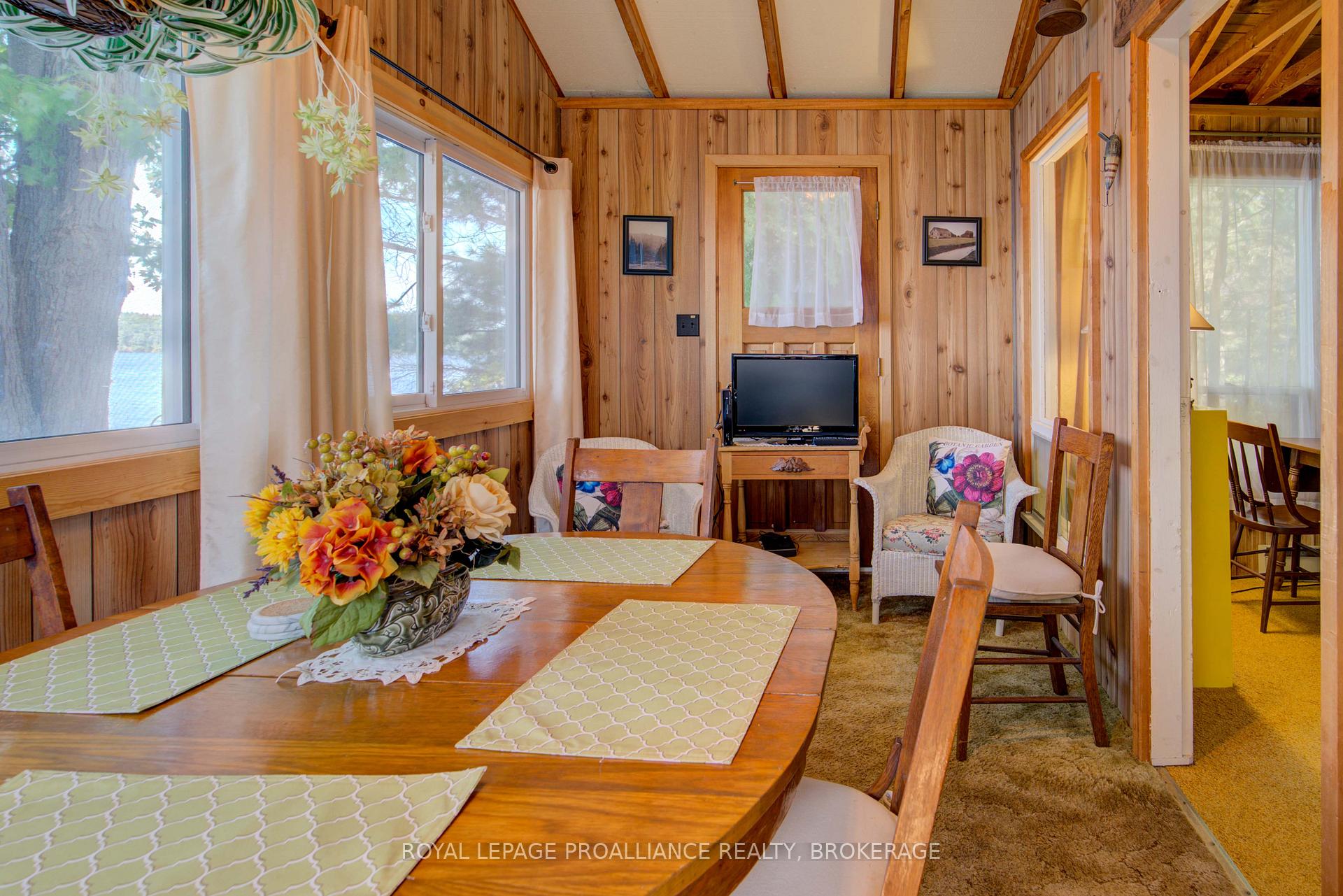 Photo 26 of 37 Lilly Lane, Rideau Lakes, Rideau Lakes (North Crosby) Twp — HOMEH