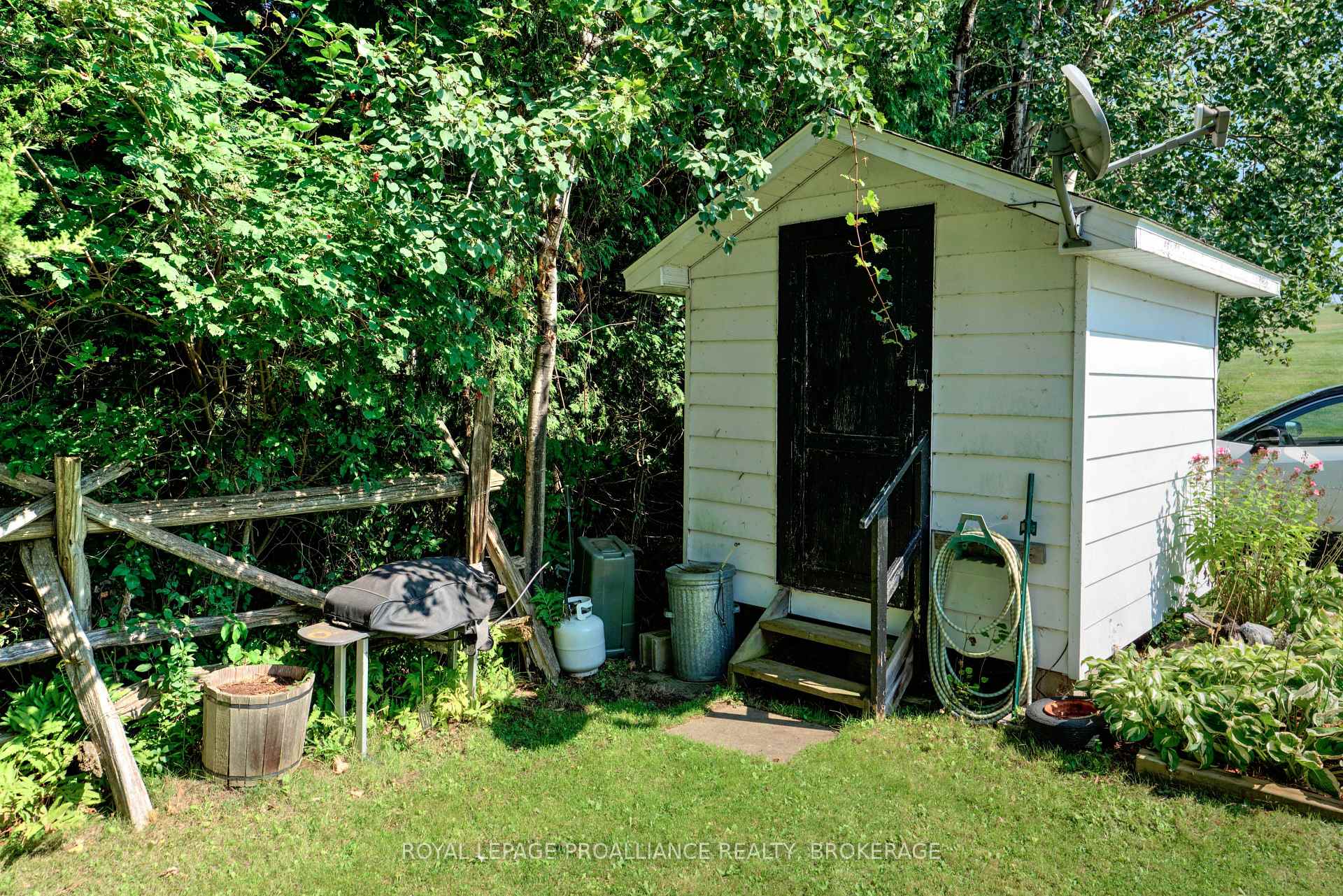 Photo 37 of 37 Lilly Lane, Rideau Lakes, Rideau Lakes (North Crosby) Twp — HOMEH