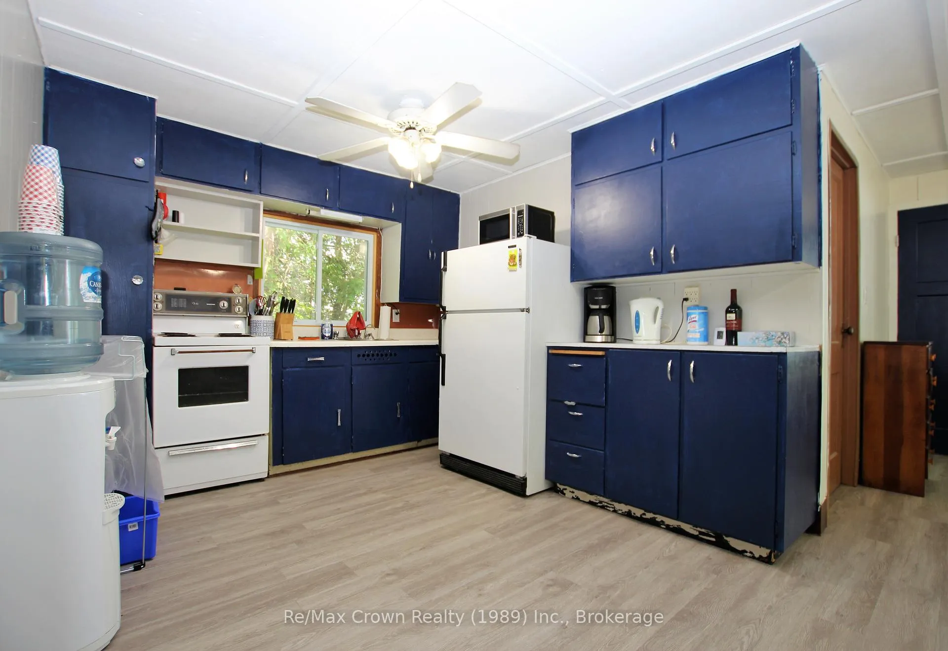 Photo 18 of 17 Riverview Lane, Parry Sound Remote Area, Restoule — HOMEH