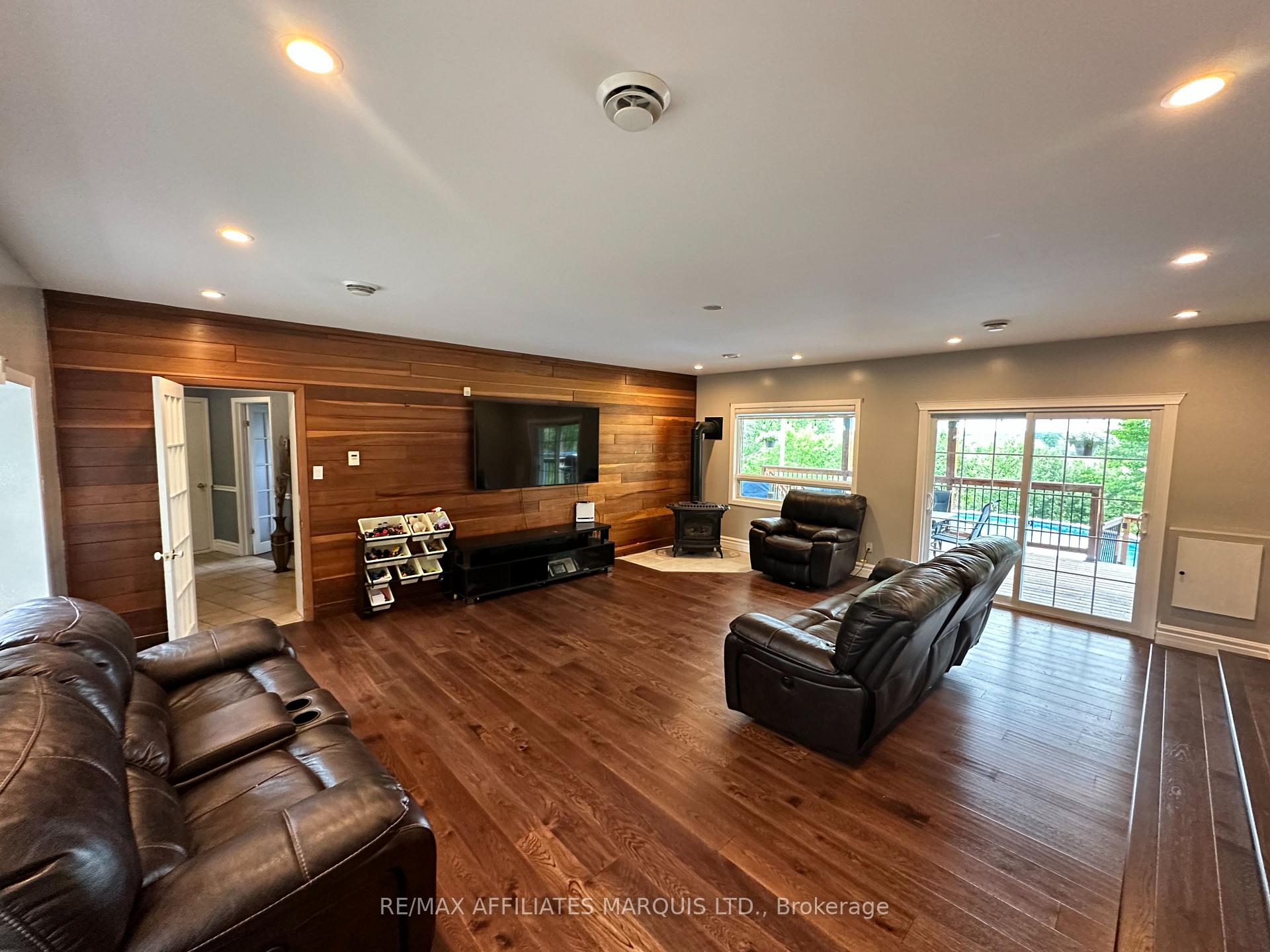 Photo 6 of 18252 County 19 Road, South Glengarry, South Glengarry (Charlottenburgh) Twp — HOMEH