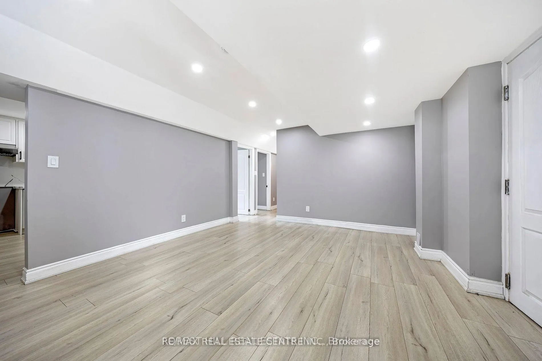 Photo 4 of 928 Dice Way, Milton, Willmott — HOMEH
