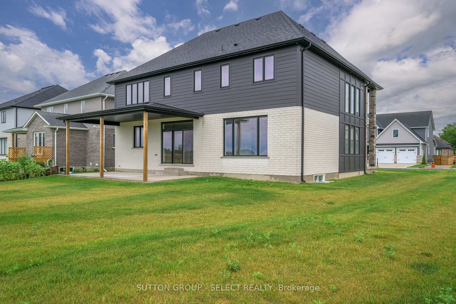 Photo 4 of 71 Wayside Lane, Southwold, Rural Southwold — HOMEH