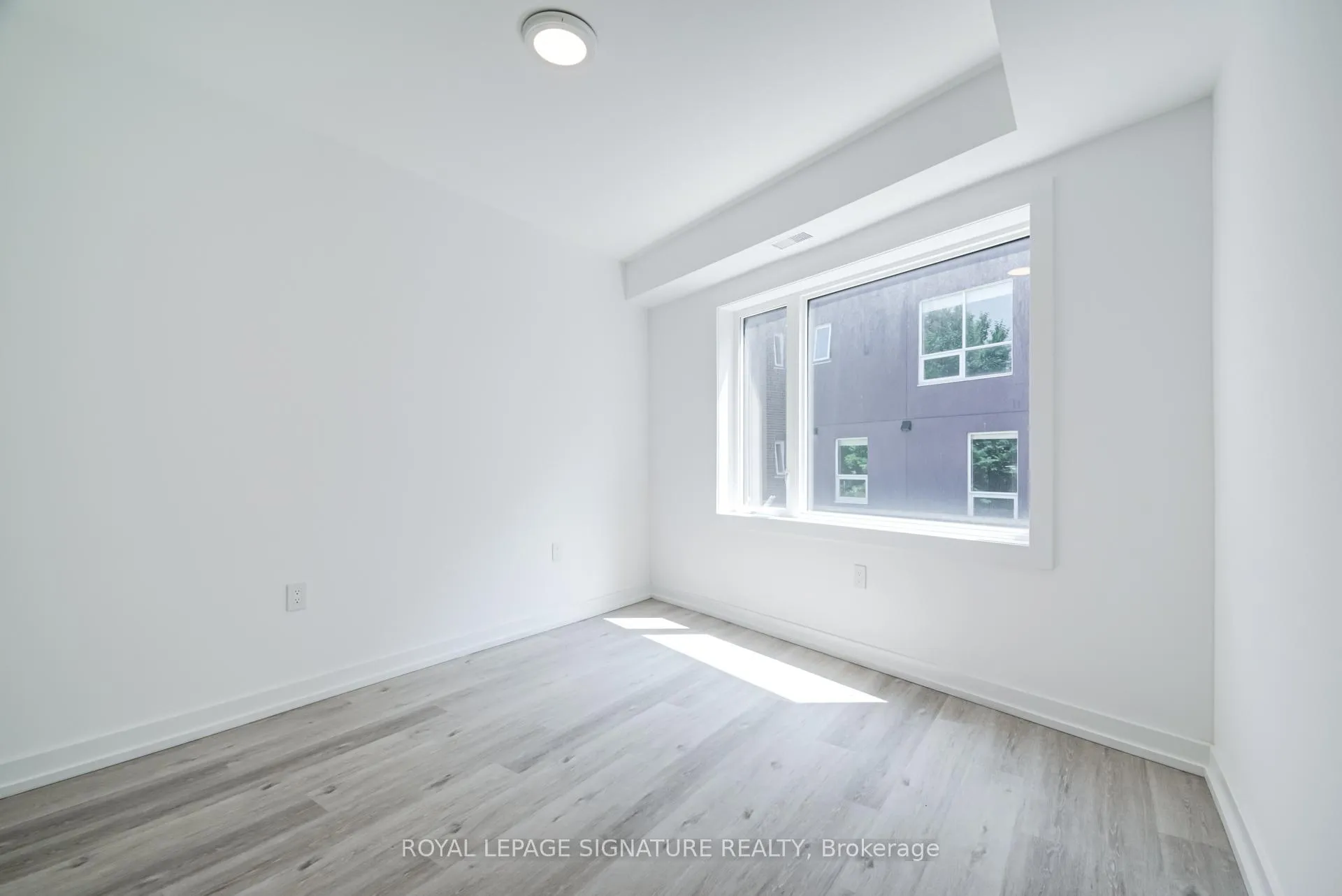 Photo 8 of Unit 3, 3039 Dundas Street W, Toronto, Junction Area — HOMEH