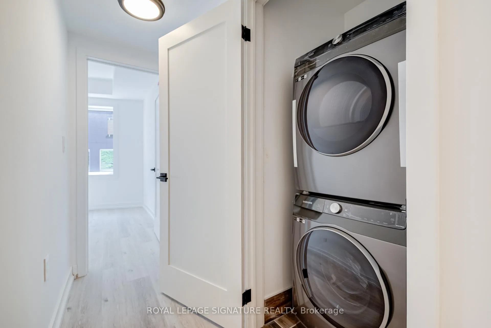 Photo 13 of Unit 3, 3039 Dundas Street W, Toronto, Junction Area — HOMEH