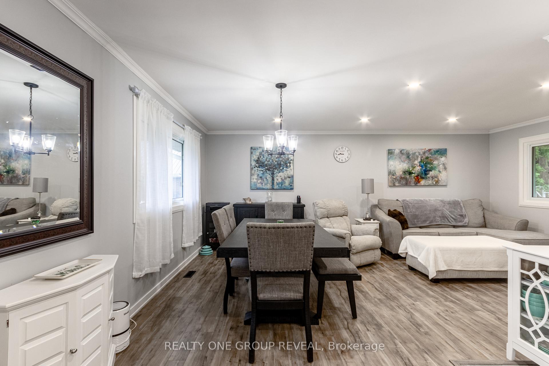 Photo 2 of 12 Brook Street, Scugog, Port Perry — HOMEH