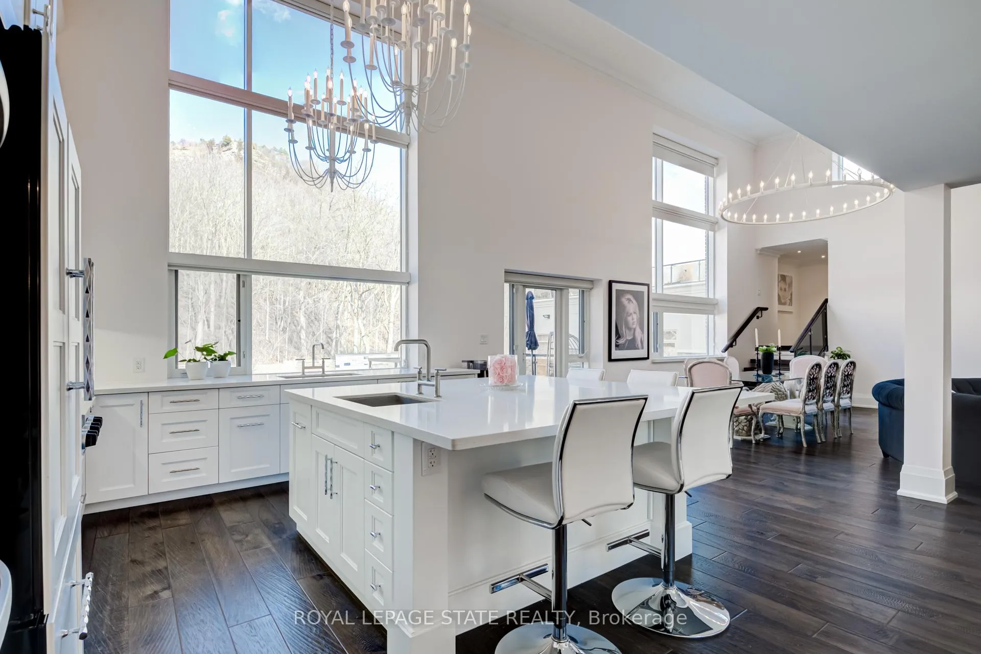 Photo 10 of Unit 215, 397 King Street W, Hamilton, Dundas — HOMEH