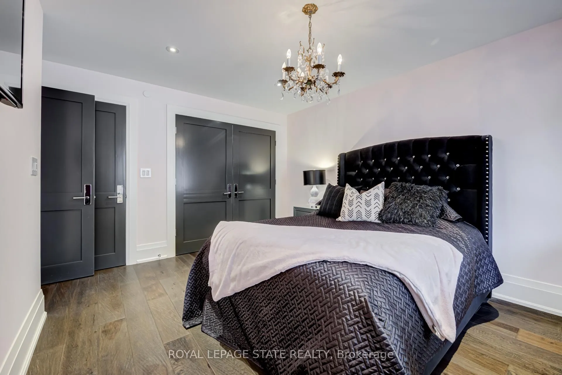 Photo 24 of Unit 215, 397 King Street W, Hamilton, Dundas — HOMEH