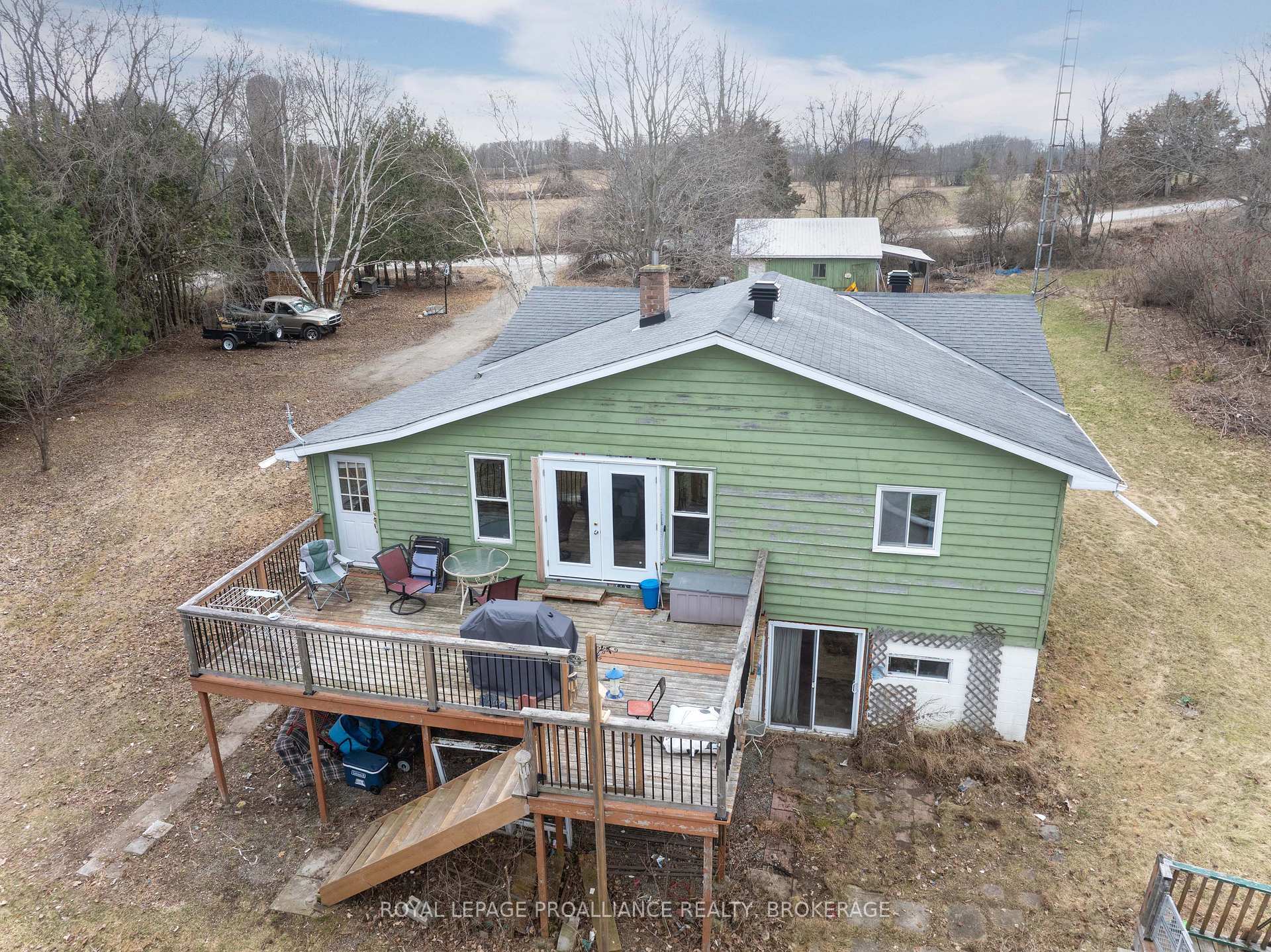 Photo 3 of 559 Ninth Concession Road, Rideau Lakes, Rideau Lakes (North Crosby) Twp — HOMEH
