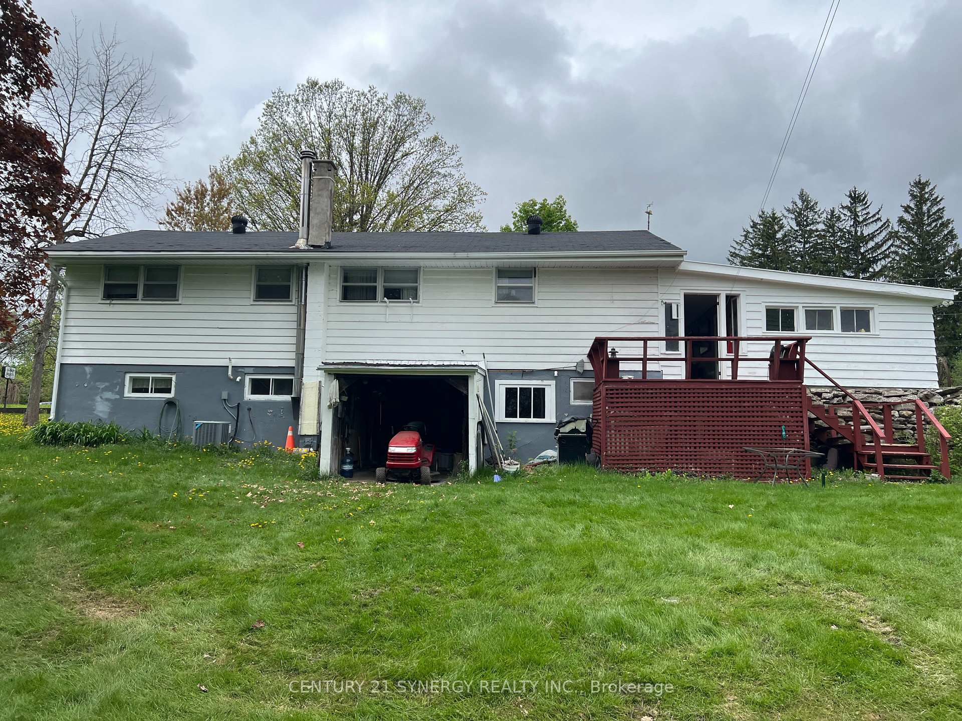 Photo 4 of 457 29 Highway, Rideau Lakes, Rideau Lakes (South Elmsley) Twp — HOMEH