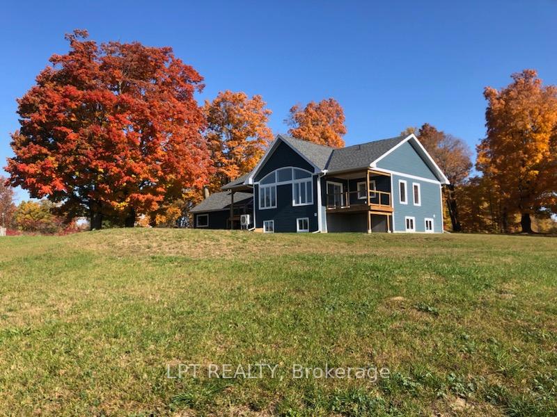 Photo 3 of 272 9th Concession Road, Rideau Lakes, Rideau Lakes (North Crosby) Twp — HOMEH