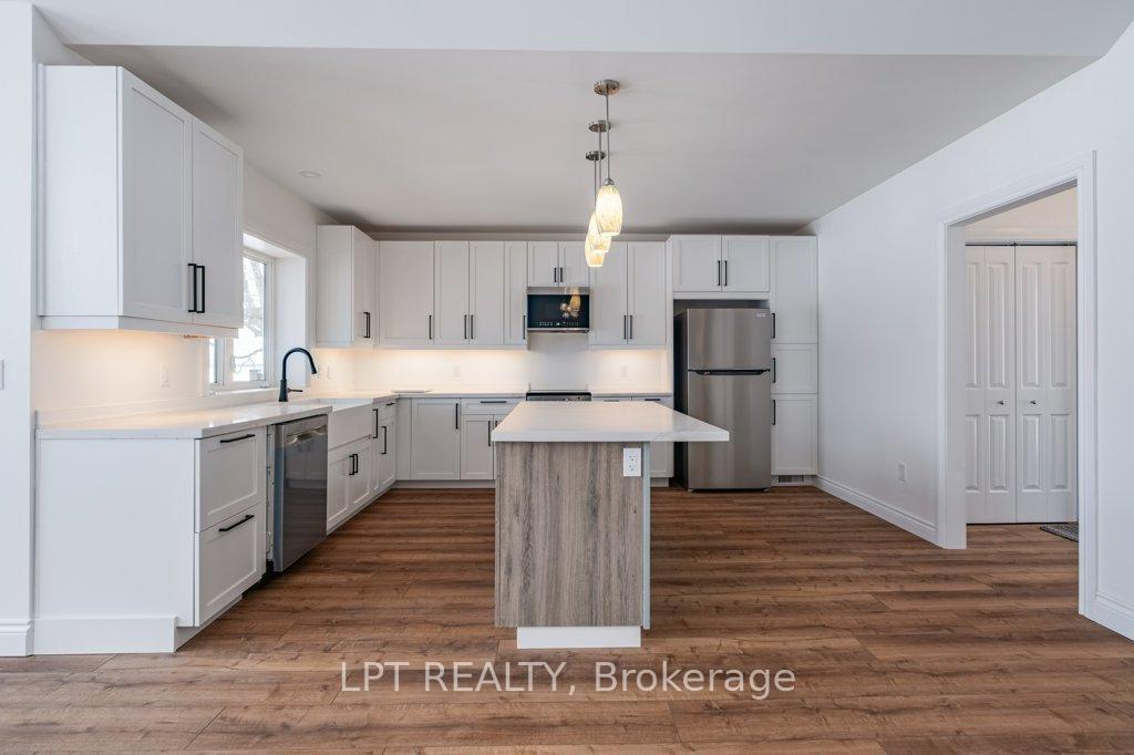 Photo 9 of 272 9th Concession Road, Rideau Lakes, Rideau Lakes (North Crosby) Twp — HOMEH