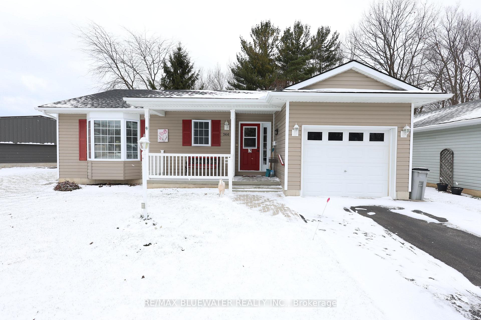 Photo 1 of 366 Shannon Boulevard, South Huron, Stephen — HOMEH