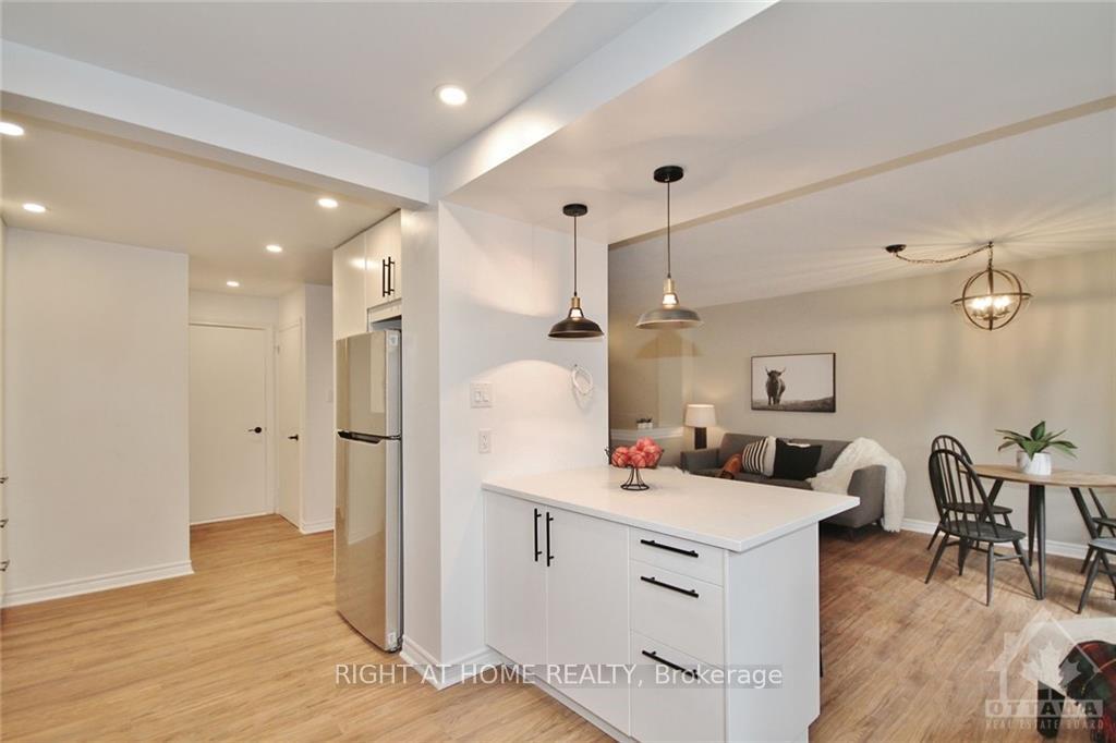 Photo 8 of 83 Grady Crescent, Ottawa, Sheahan Estates/Trend Village — HOMEH