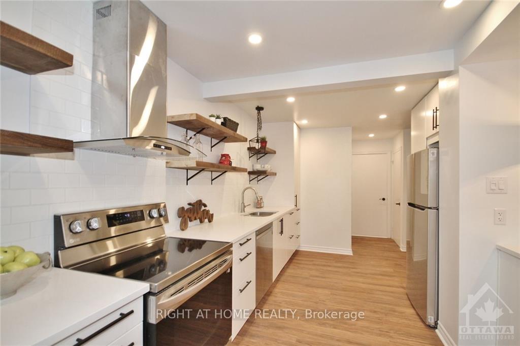 Photo 12 of 83 Grady Crescent, Ottawa, Sheahan Estates/Trend Village — HOMEH
