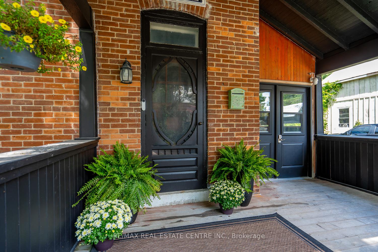 Photo 3 of 228 Andrew Street, Shelburne — HOMEH