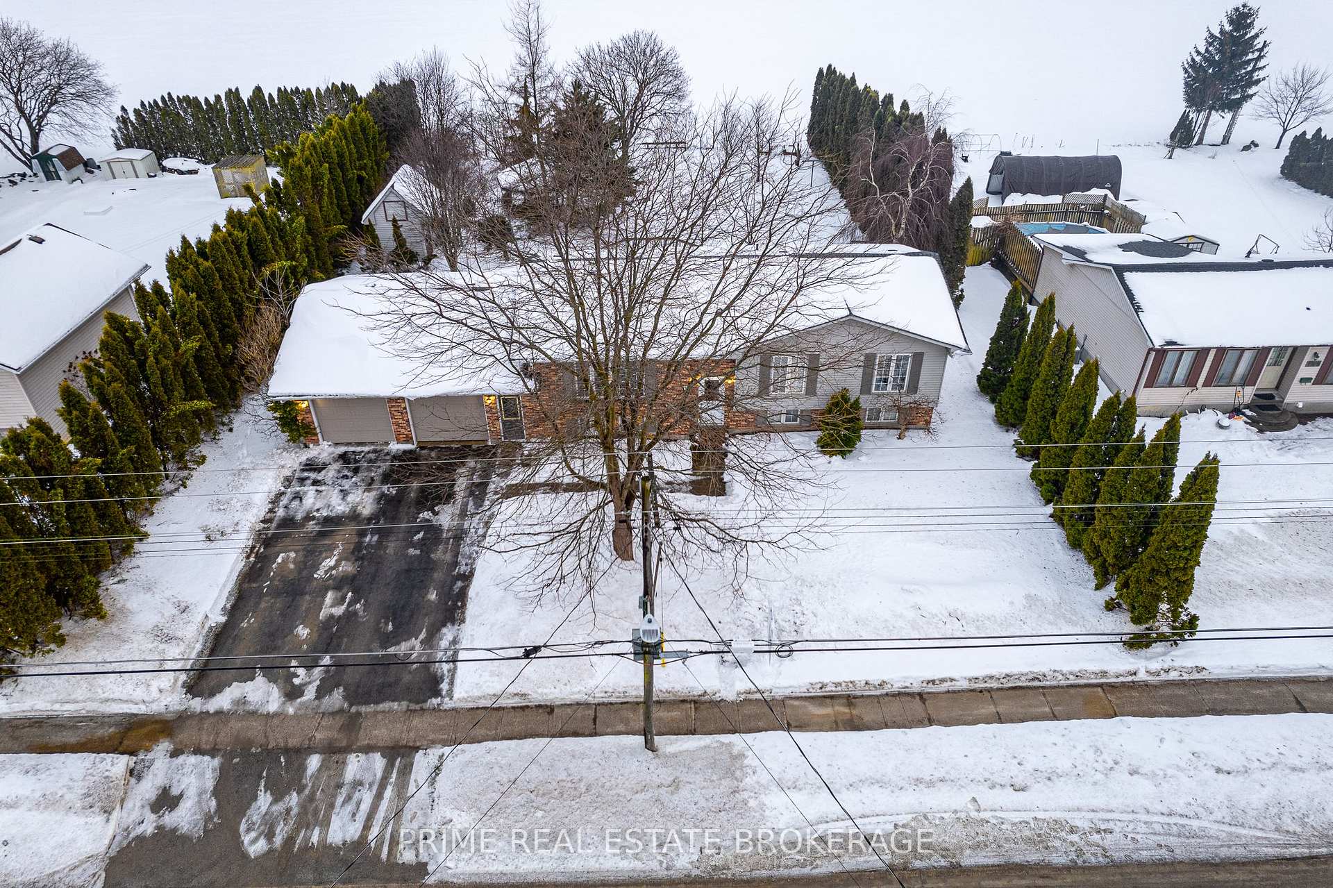 Photo 3 of 197 Victoria Avenue E, South Huron, Stephen — HOMEH
