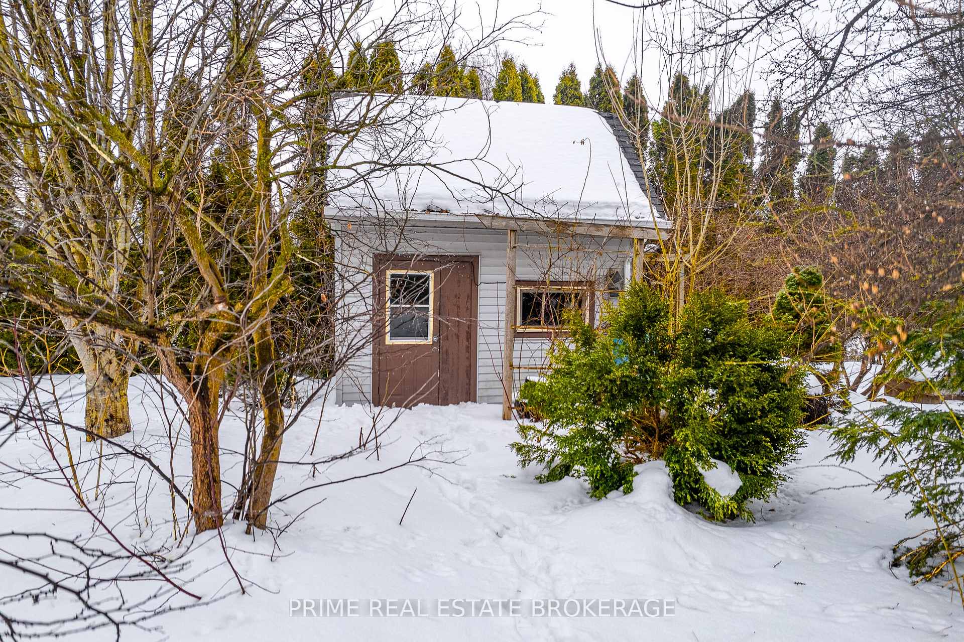 Photo 34 of 197 Victoria Avenue E, South Huron, Stephen — HOMEH