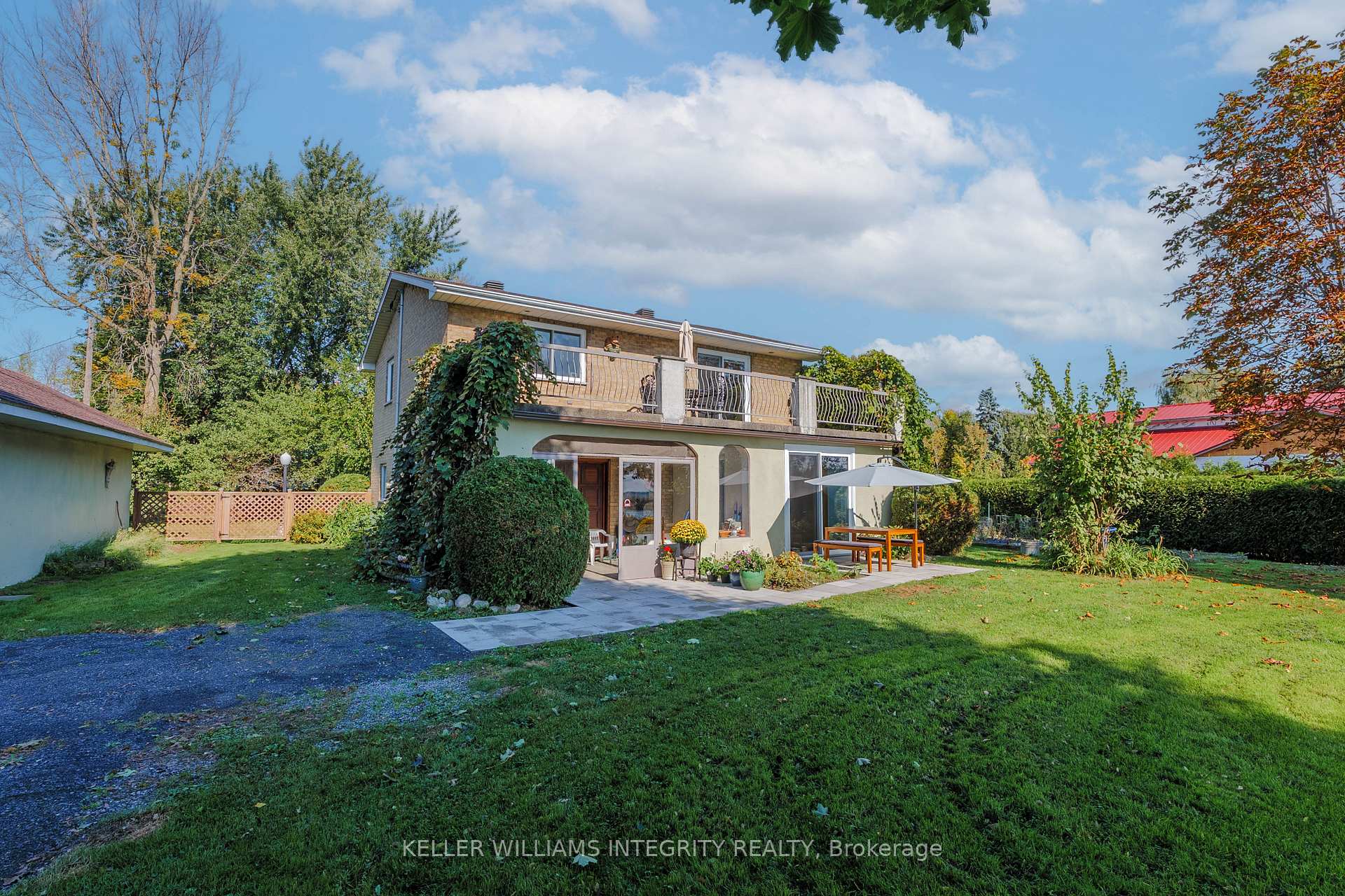 Front of 6279 151st Ave-Gunn Crescent