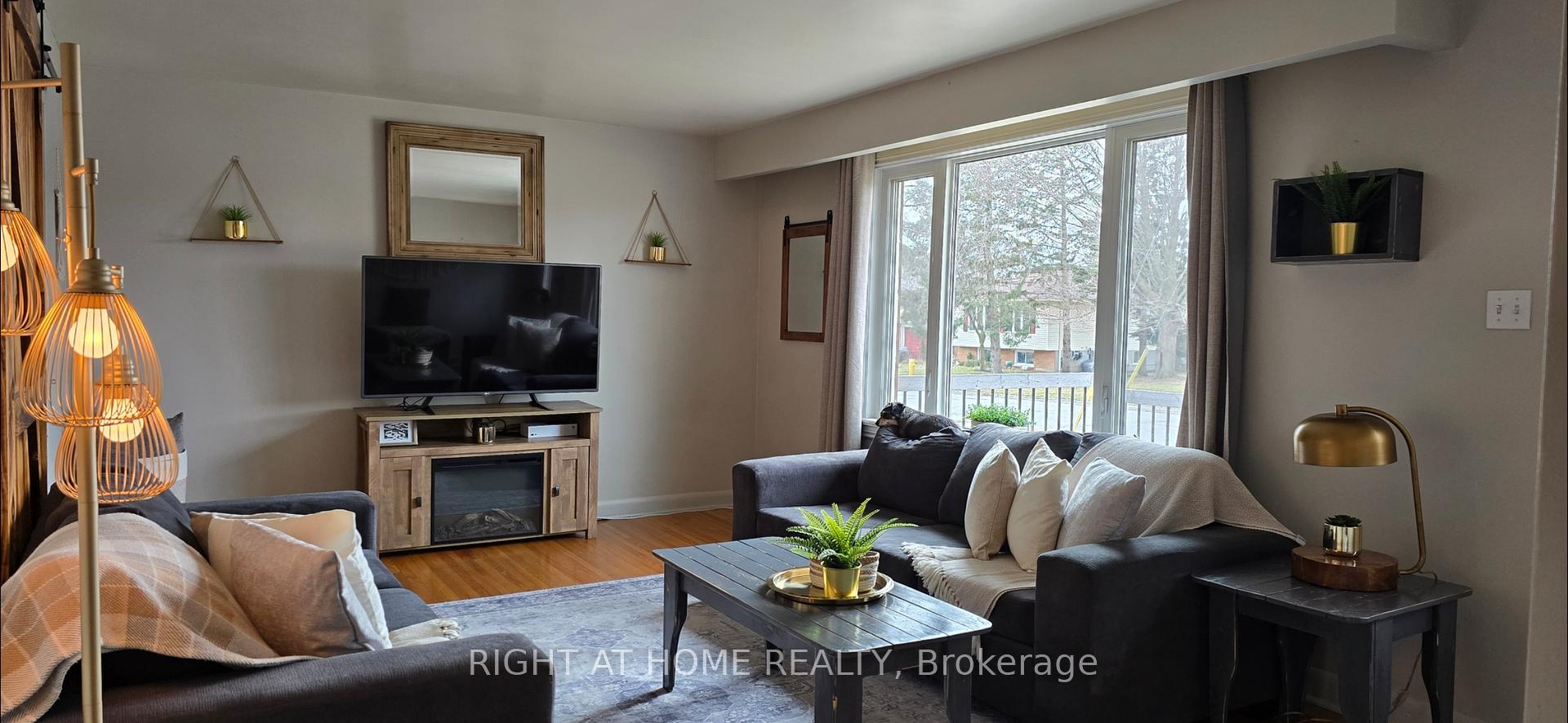 Photo 7 of 69 Carnegie Street, Scugog, Port Perry — HOMEH