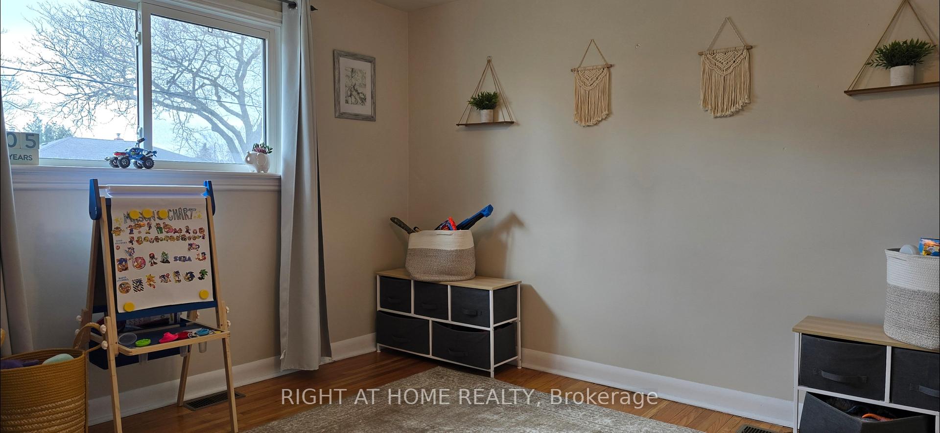 Photo 13 of 69 Carnegie Street, Scugog, Port Perry — HOMEH