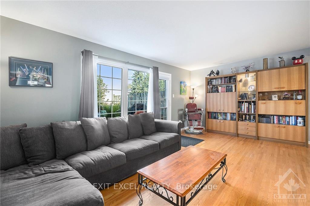 Photo 6 of 9 Monterey Drive, Ottawa, Leslie Park — HOMEH