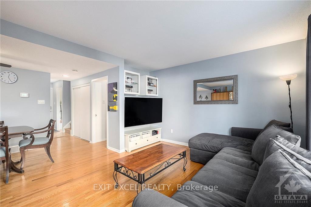 Photo 9 of 9 Monterey Drive, Ottawa, Leslie Park — HOMEH