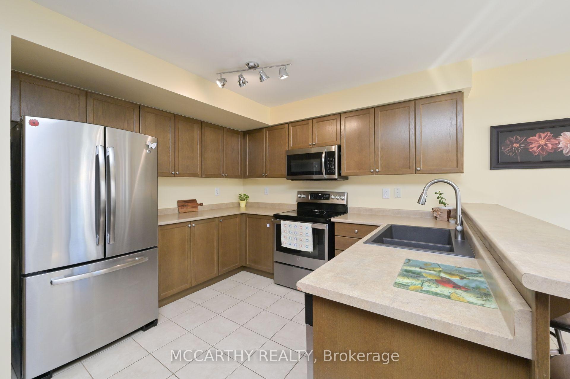 Photo 8 of 225 Berry Street, Shelburne — HOMEH