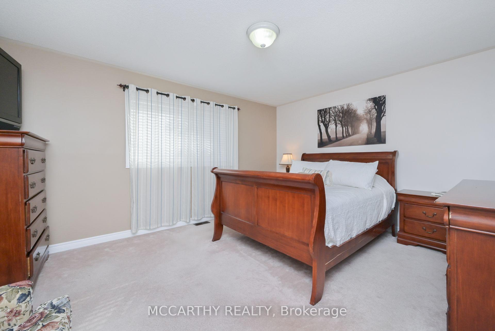 Photo 15 of 225 Berry Street, Shelburne — HOMEH